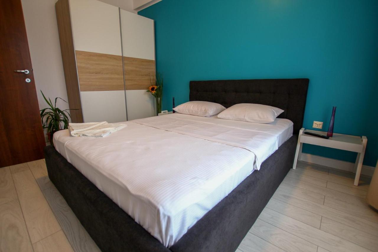 Fratelli Apartments Summerland มามายา ภายนอก รูปภาพ