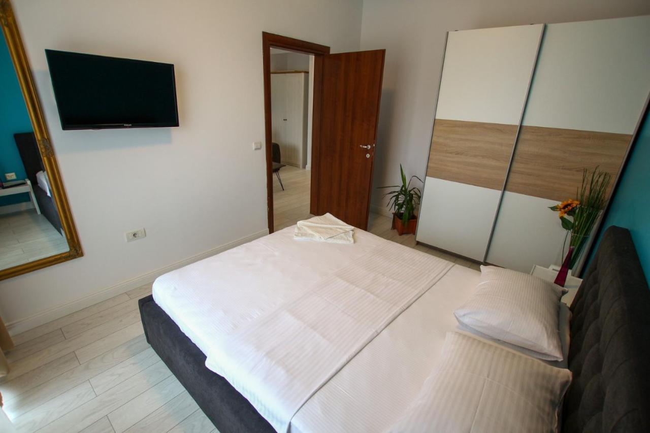 Fratelli Apartments Summerland มามายา ภายนอก รูปภาพ