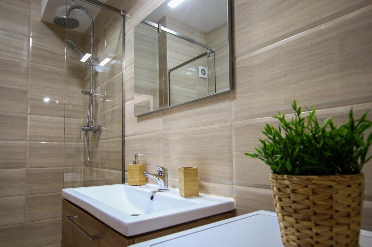 Fratelli Apartments Summerland มามายา ภายนอก รูปภาพ