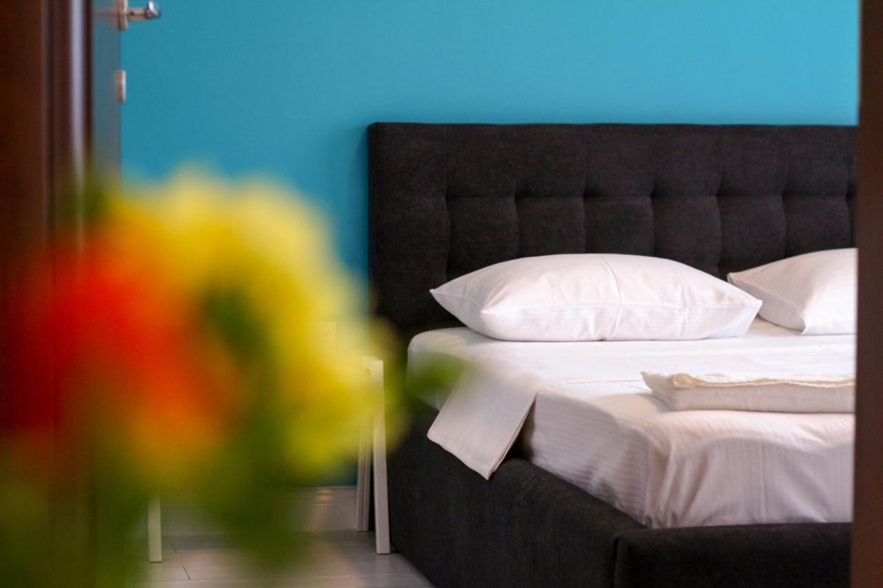 Fratelli Apartments Summerland มามายา ภายนอก รูปภาพ